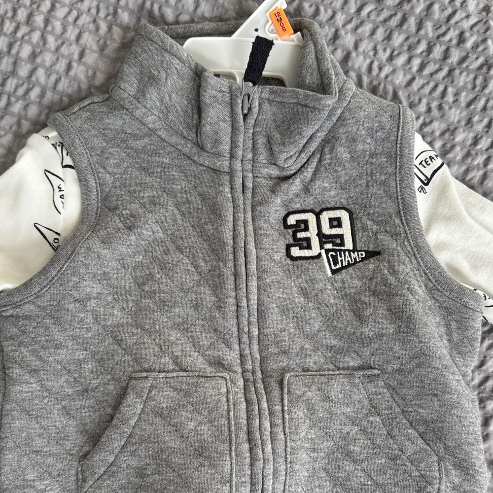 ⚠️Carter’s Vest with Onesie + Pants Set⚠️ - Picture 2 of 2